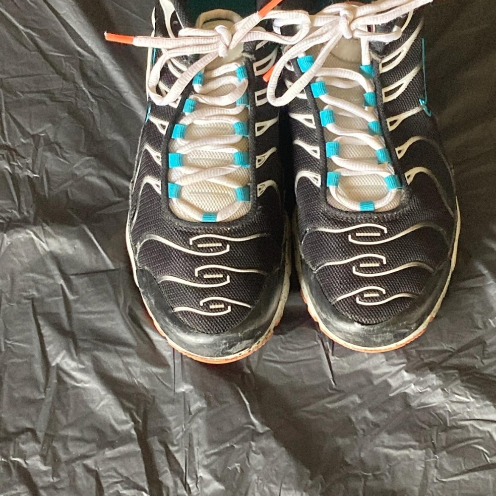 Sneaker